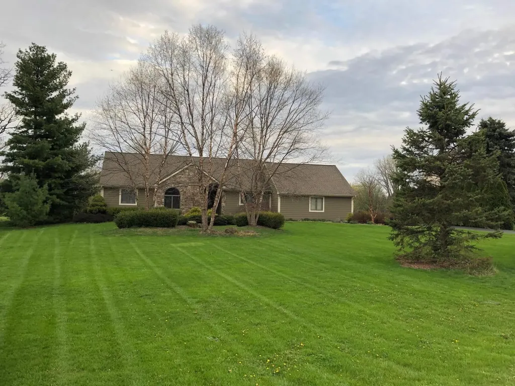 1335 N Silo Ridge Drive Pittsfield Charter Township MI 48108