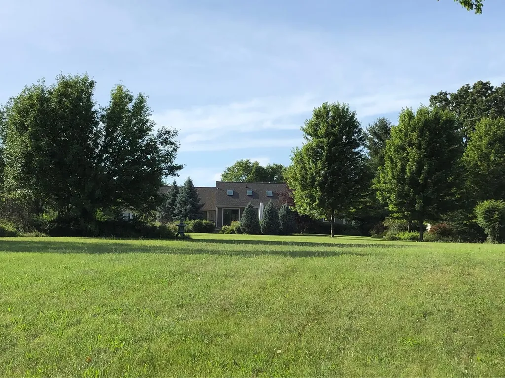 1335 N Silo Ridge Drive Pittsfield Charter Township MI 48108