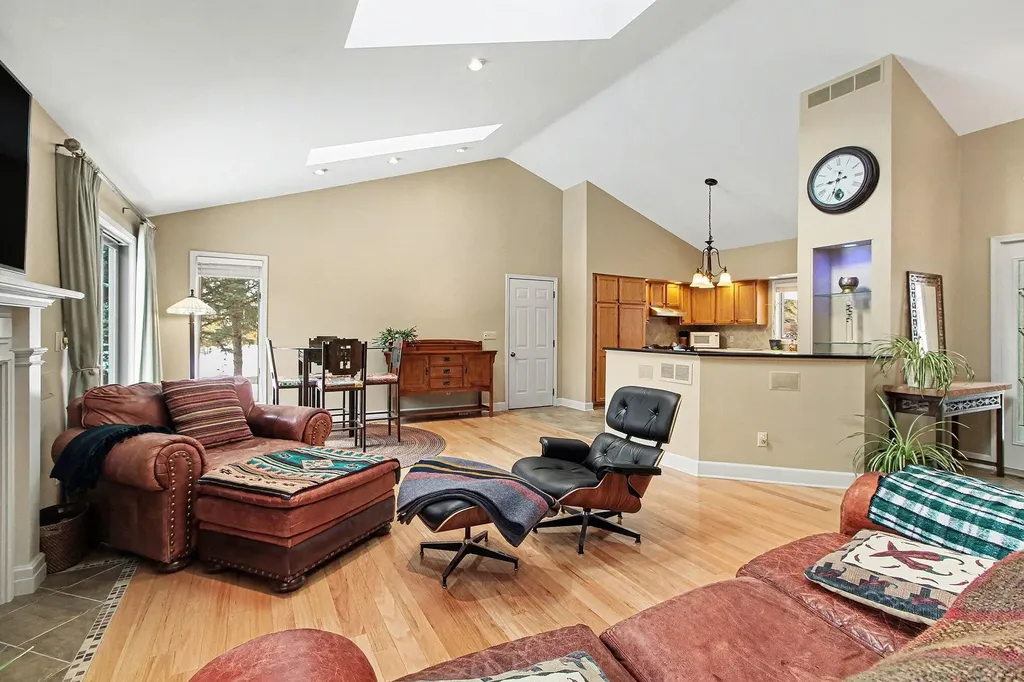 1335 N Silo Ridge Drive Pittsfield Charter Township MI 48108