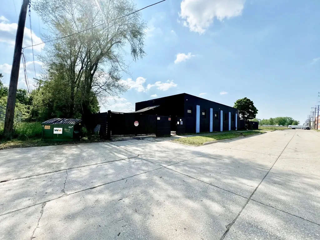 6450 E Hancock Street Detroit City MI 48207