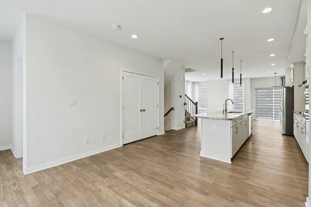 2824 Ridington Road Ann Arbor City MI 48105
