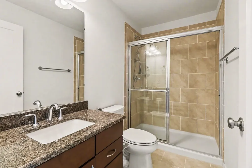 2824 Ridington Road Ann Arbor City MI 48105