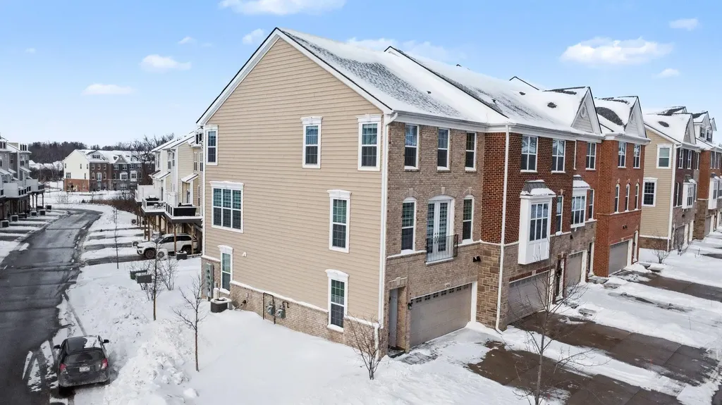 2824 Ridington Road Ann Arbor City MI 48105