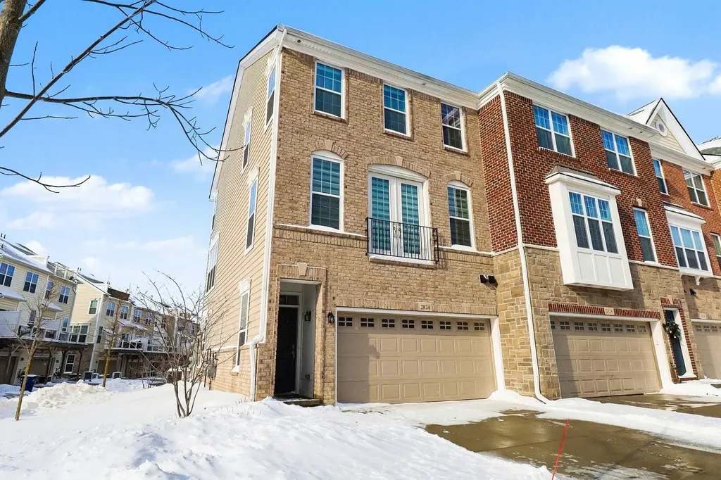 2824 Ridington Road Ann Arbor City MI 48105