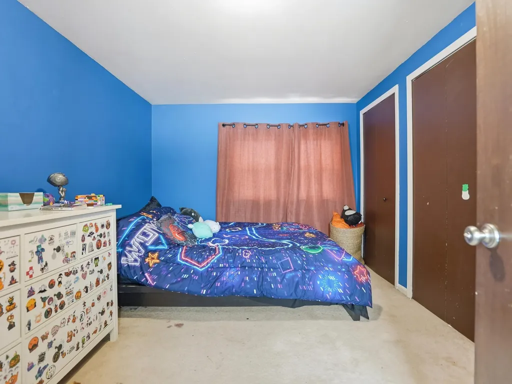 12126 Centralia Redford Charter Township MI 48239
