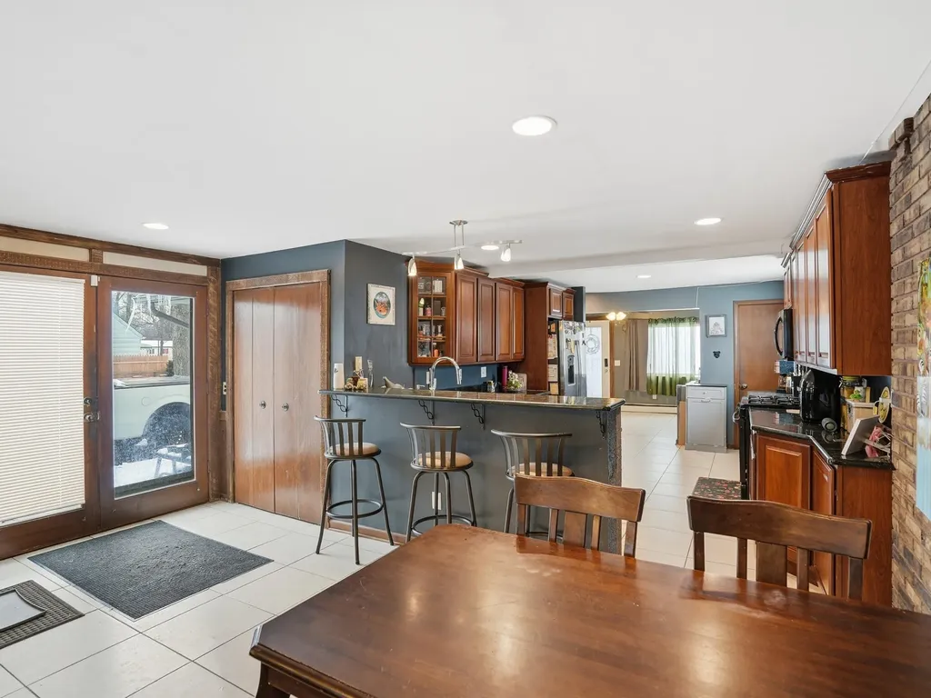 12126 Centralia Redford Charter Township MI 48239