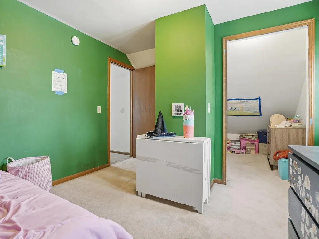 12126 Centralia Redford Charter Township MI 48239