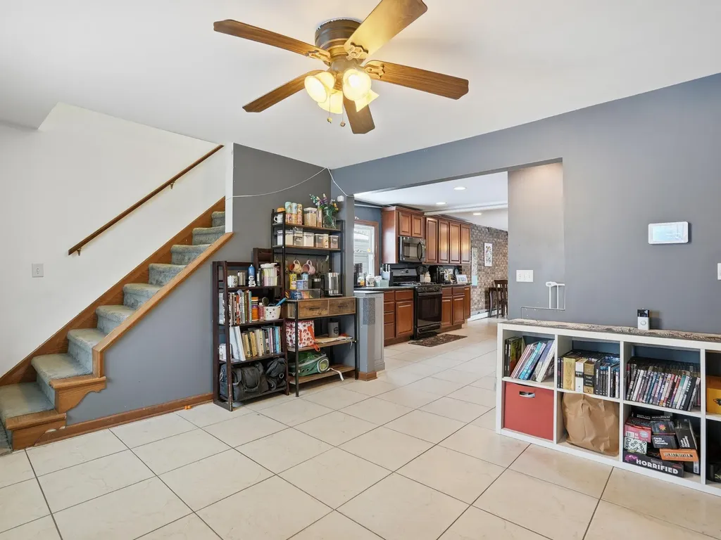 12126 Centralia Redford Charter Township MI 48239