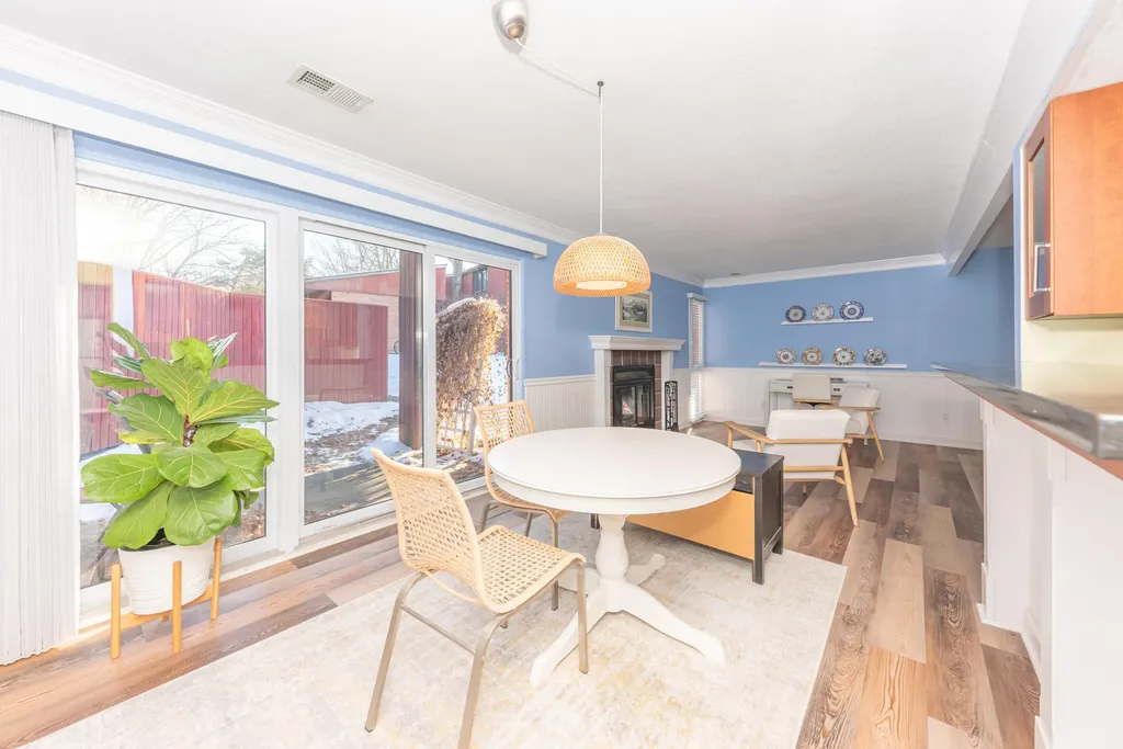 2407 Packard, 43e Street Ann Arbor City MI 48104