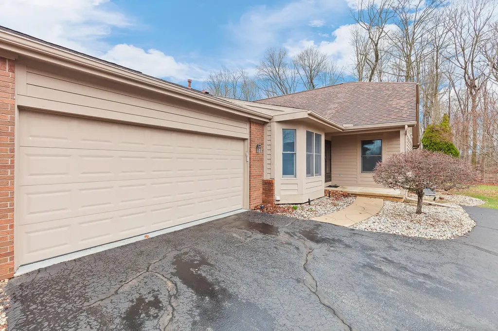 500 Richlyn Drive Adrian Township MI 49221