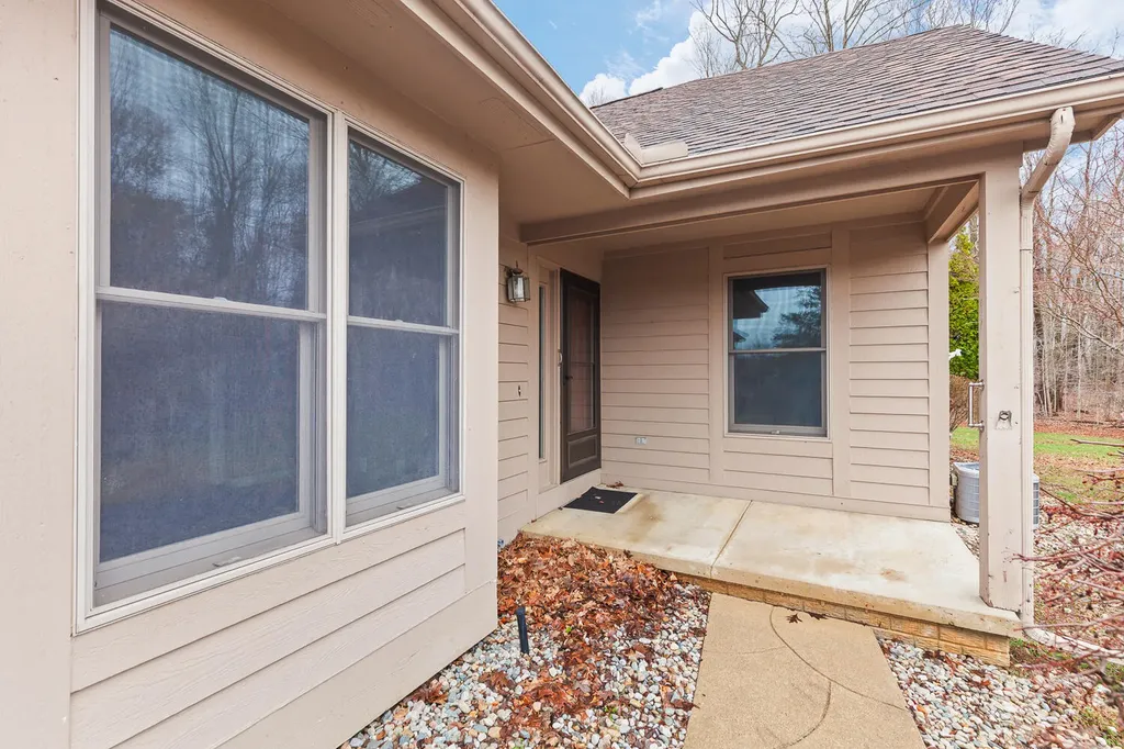 500 Richlyn Drive Adrian Township MI 49221