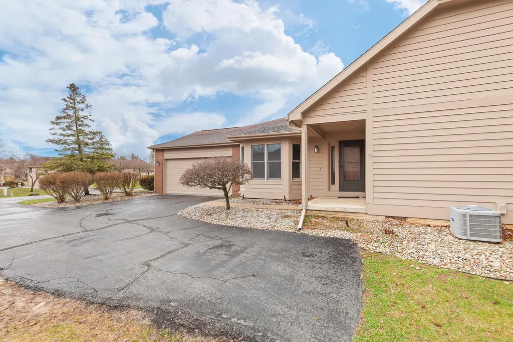 500 Richlyn Drive Adrian Township MI 49221
