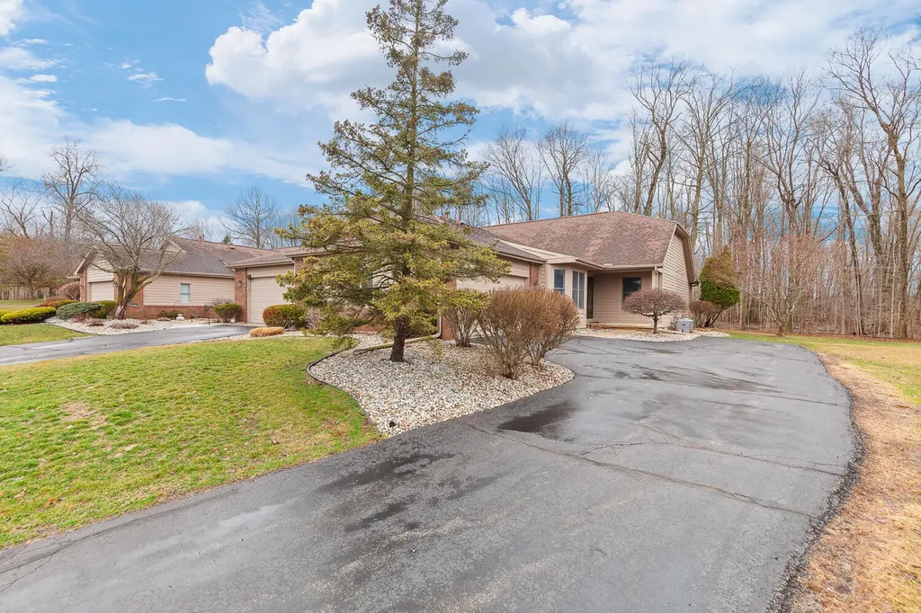 500 Richlyn Drive Adrian Township MI 49221