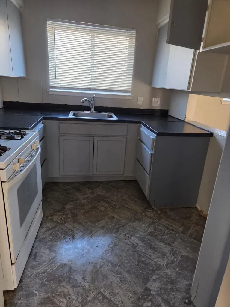 17284 Bentler Street Detroit City MI 48219