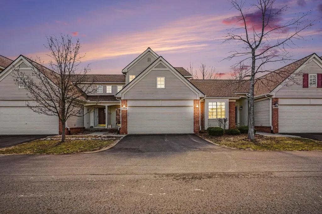 4404 Willow View Court Genoa Township MI 48843