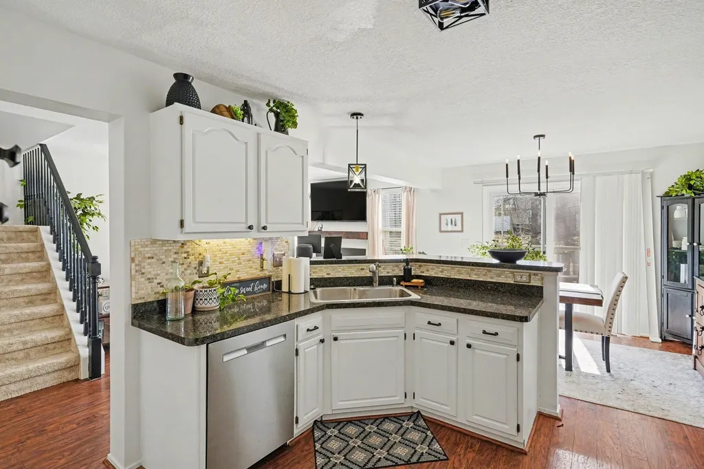 4404 Willow View Court Genoa Township MI 48843