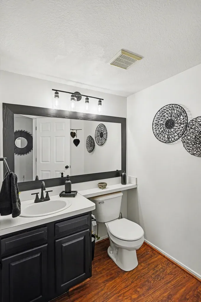 4404 Willow View Court Genoa Township MI 48843