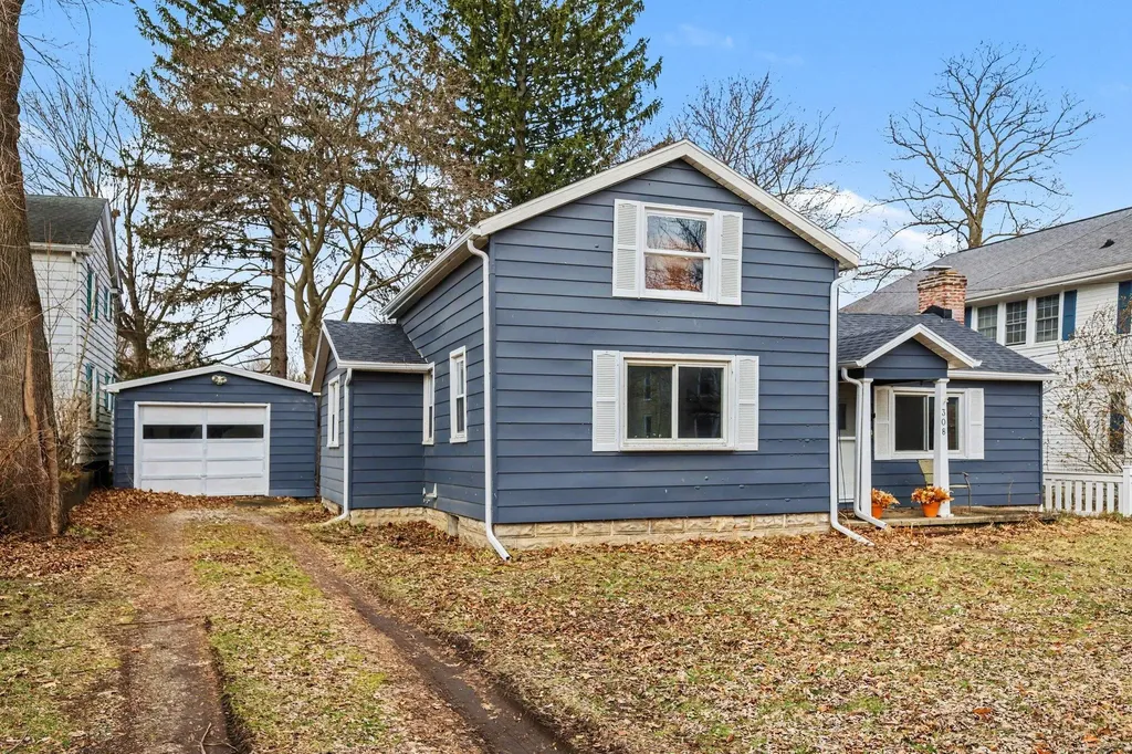 308 S Center Street Stockbridge Township MI 49285