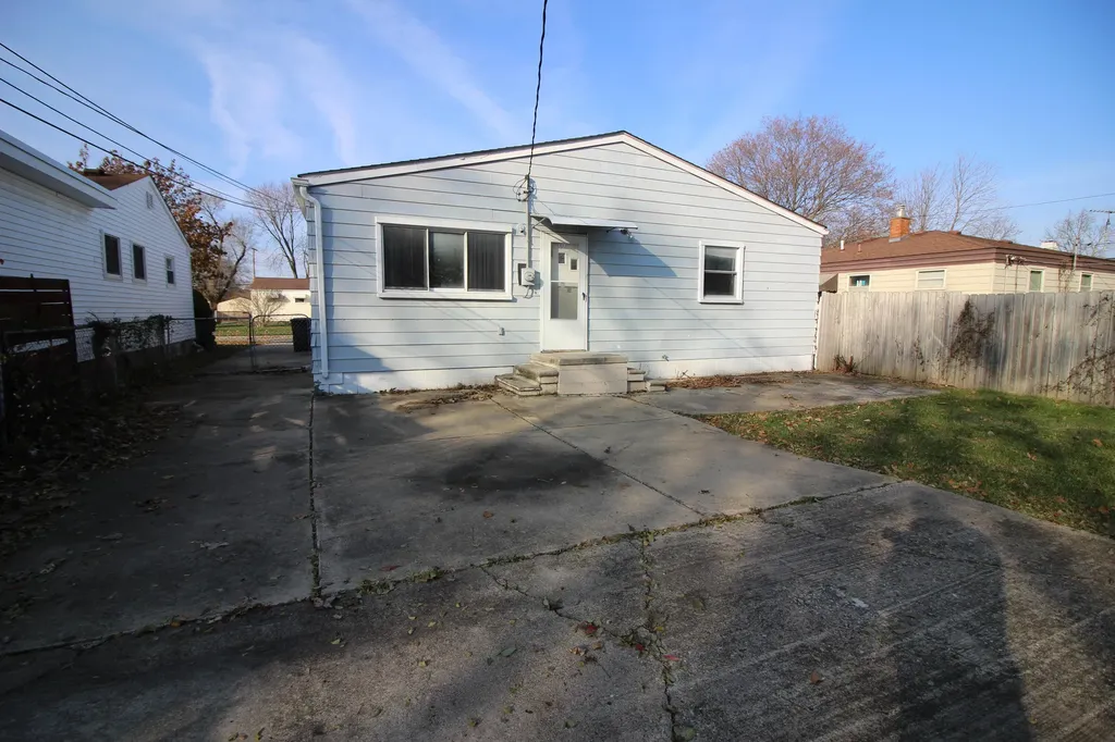 7521 Katherine Street Taylor City MI 48180