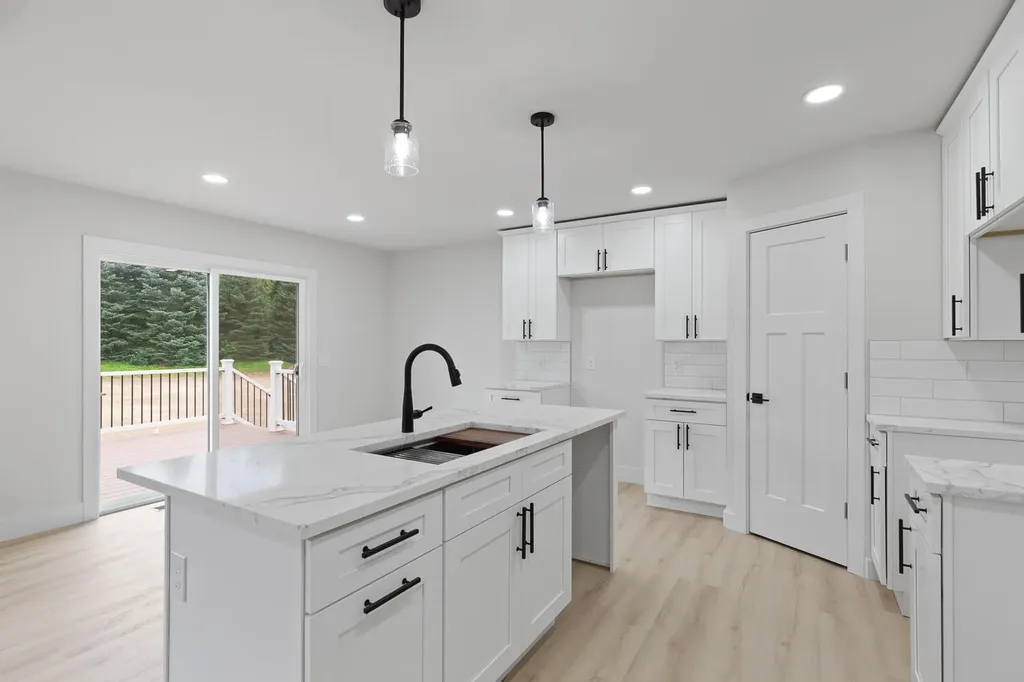 2022 Green Acres Drive Adrian Township MI 49221