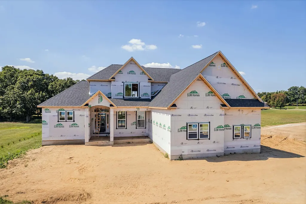 4823 Thompson Heights Drive Adrian Township MI 49221