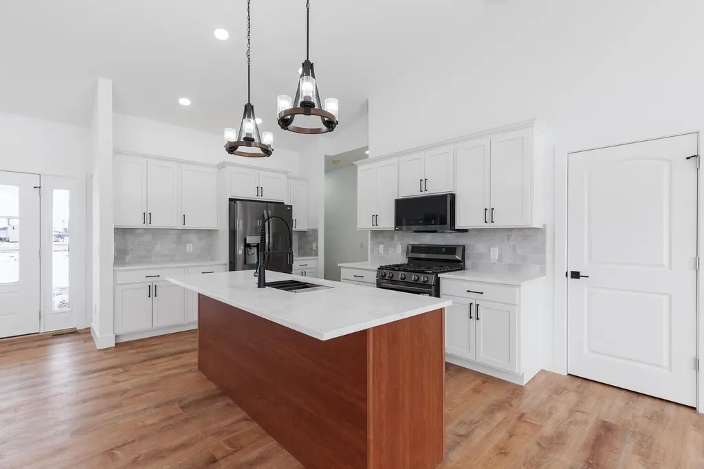 4823 Thompson Heights Drive Adrian Township MI 49221