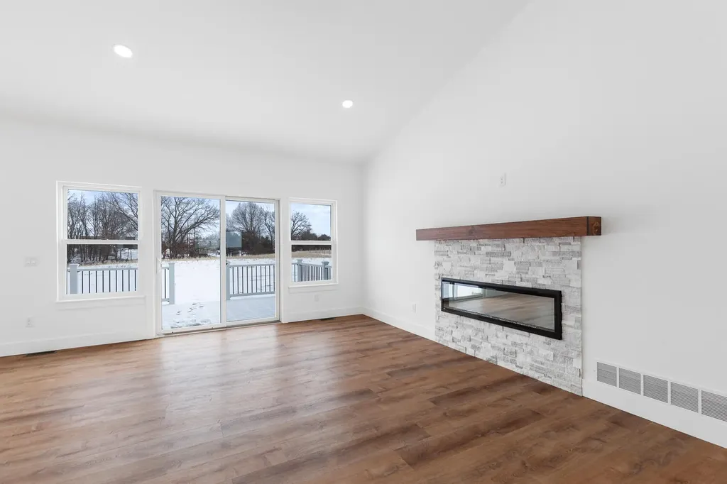 4823 Thompson Heights Drive Adrian Township MI 49221