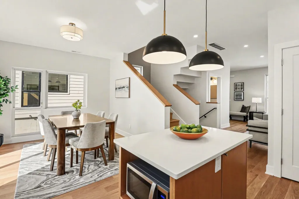 209 Sunset Road Ann Arbor City MI 48103