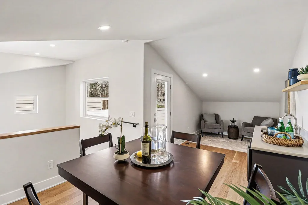 209 Sunset Road Ann Arbor City MI 48103