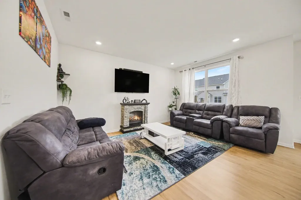 503 Maize Loop Saline Township MI 48176