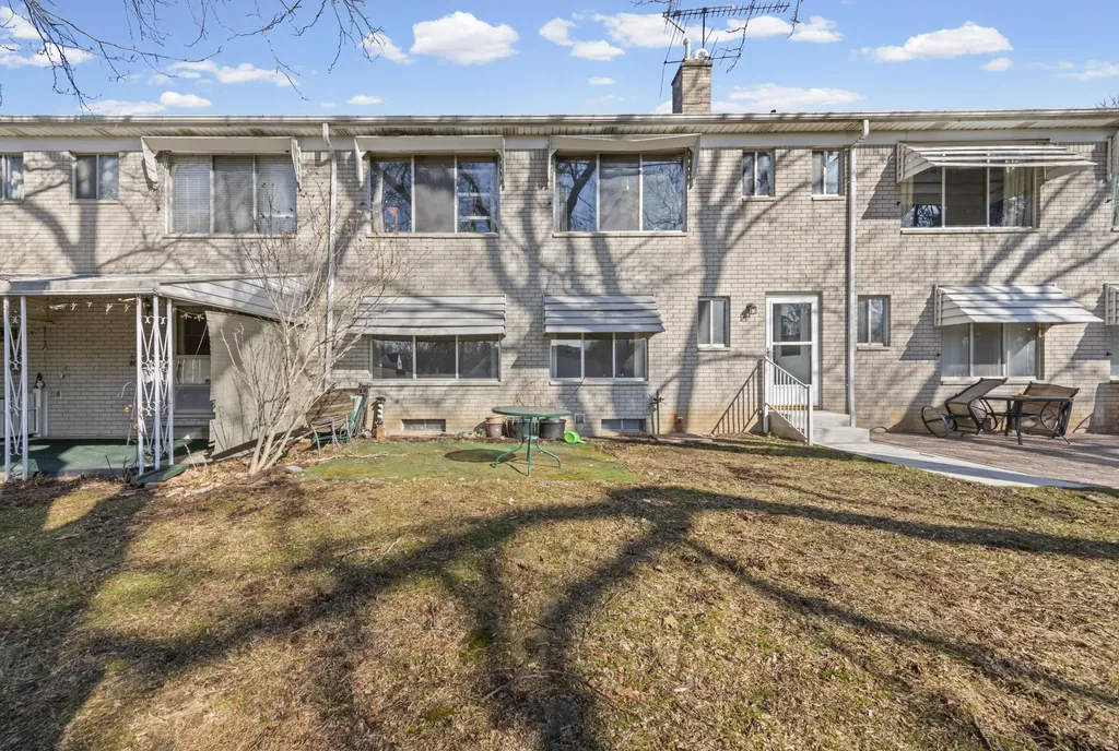 5955 Alan Drive Brighton Township MI 48116