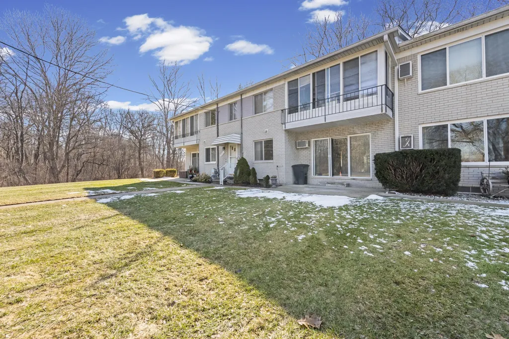 5955 Alan Drive Brighton Township MI 48116
