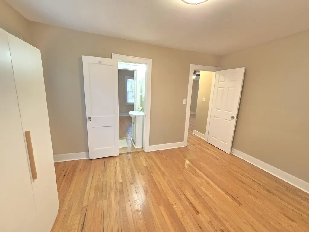 21671 Sunnyview Street Clinton Charter Township MI 48035