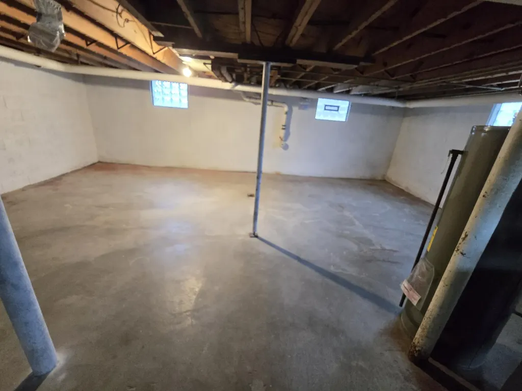 21671 Sunnyview Street Clinton Charter Township MI 48035