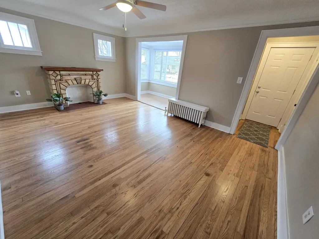 21671 Sunnyview Street Clinton Charter Township MI 48035