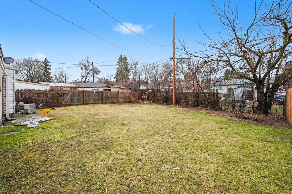 508 Linda Vista Drive Pontiac City MI 48342