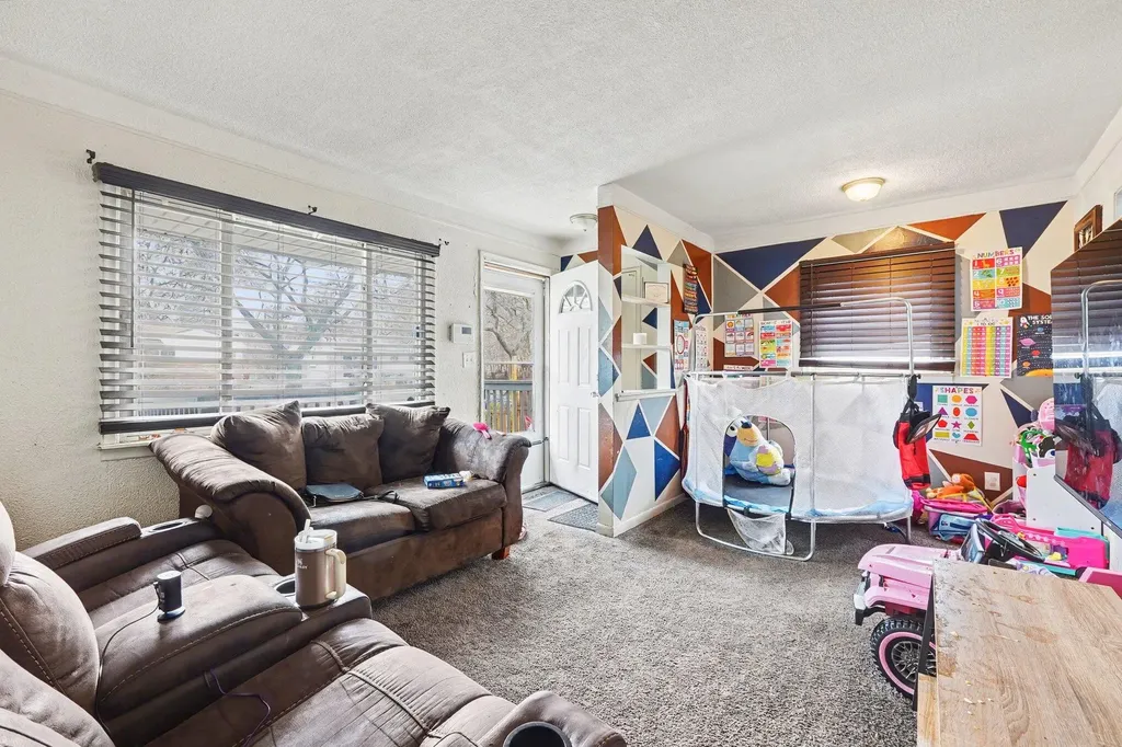 508 Linda Vista Drive Pontiac City MI 48342