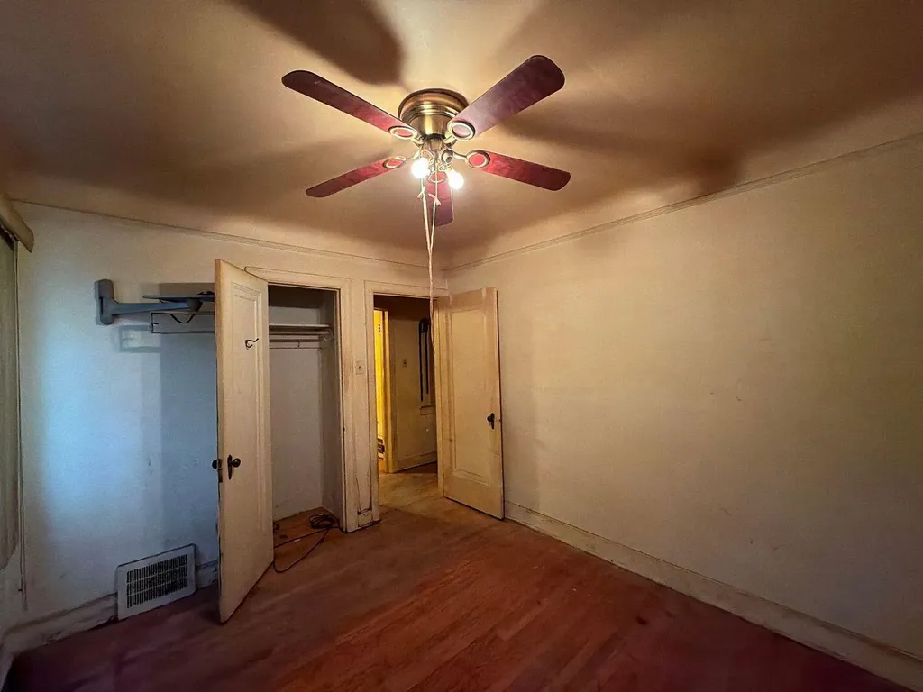 15775 Ward Avenue Detroit City MI 48227