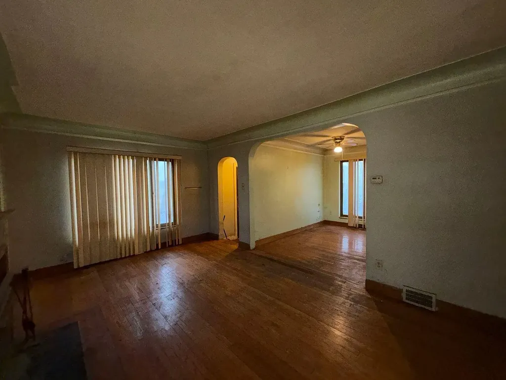 15775 Ward Avenue Detroit City MI 48227