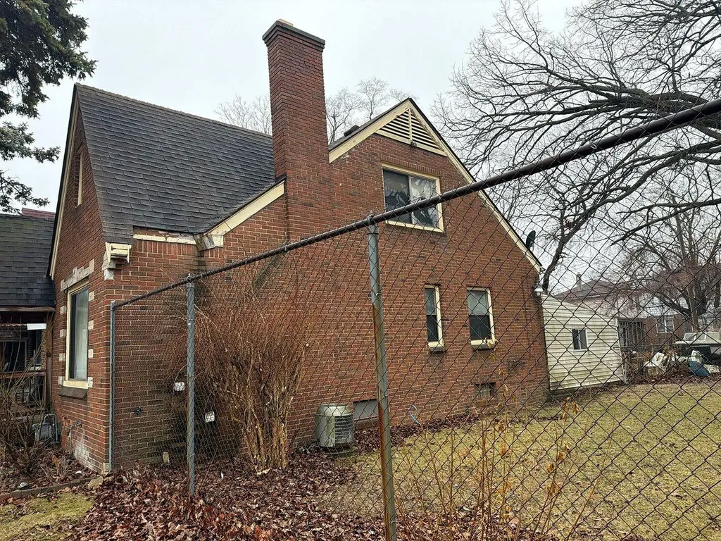 15775 Ward Avenue Detroit City MI 48227