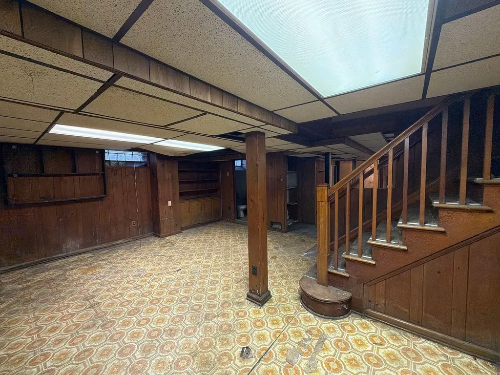 15775 Ward Avenue Detroit City MI 48227