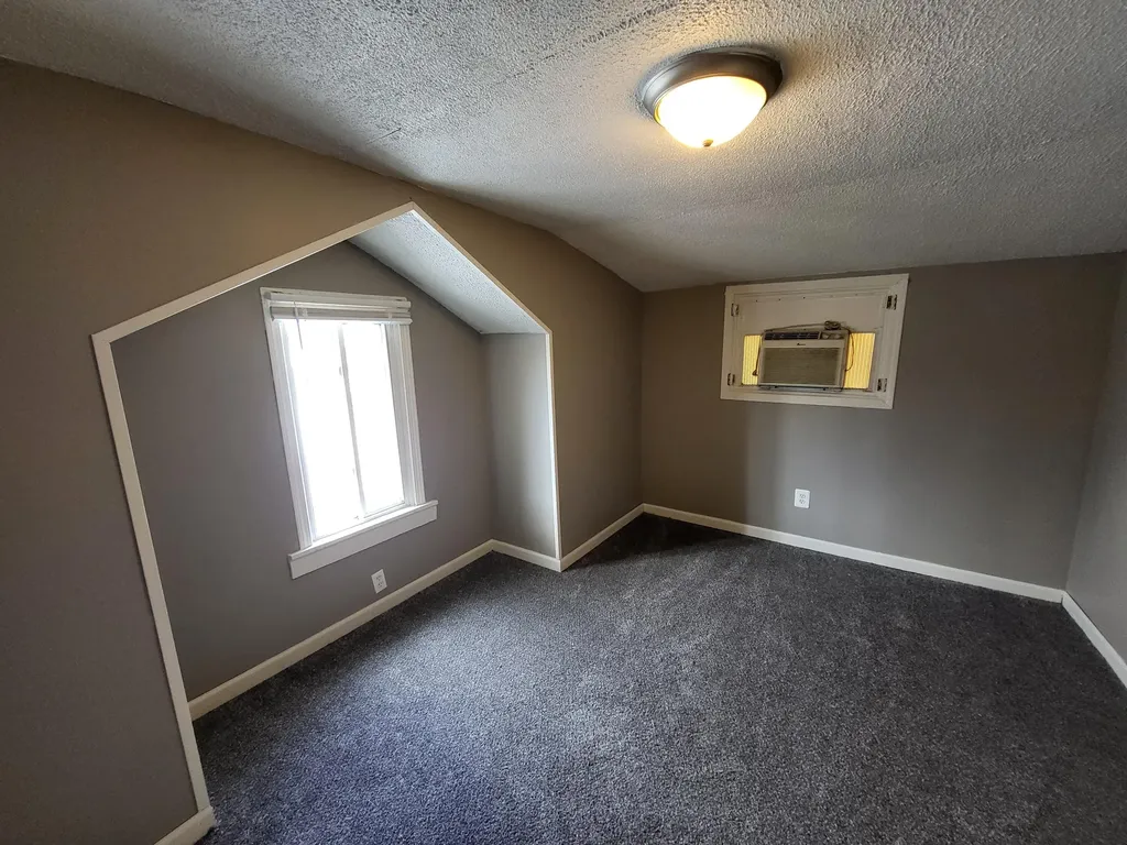 22032 Elizabeth Street St. Clair Shores City MI 48080