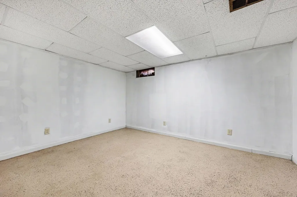502 Stoneywood Drive Brighton City MI 48116