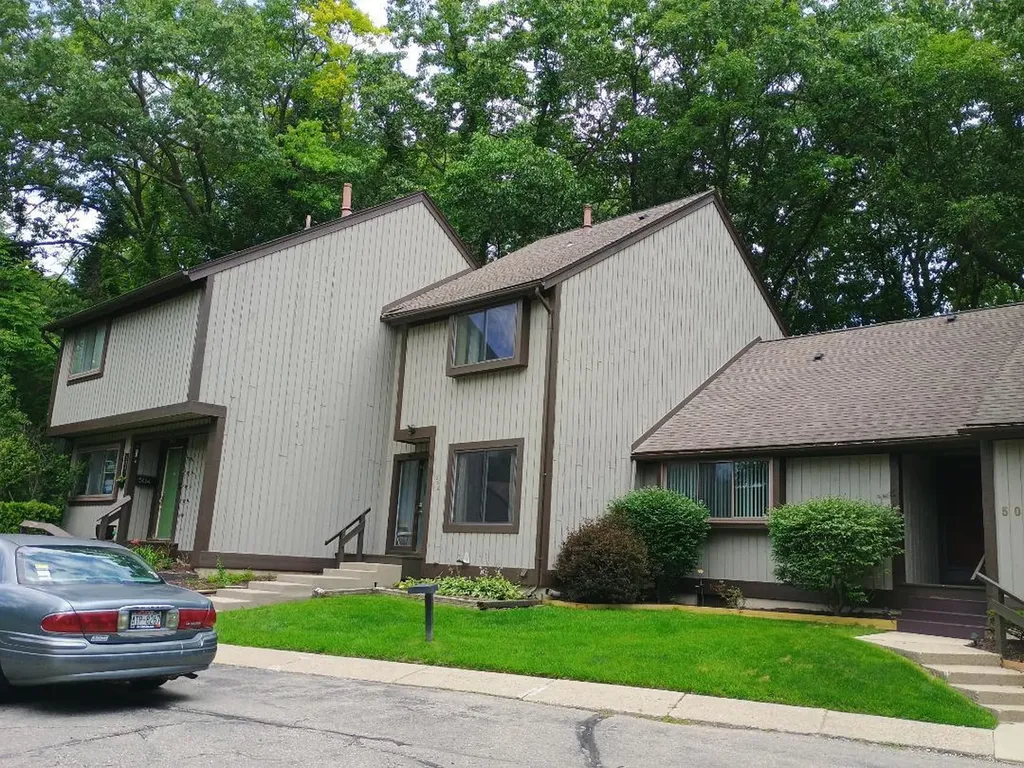502 Stoneywood Drive Brighton City MI 48116