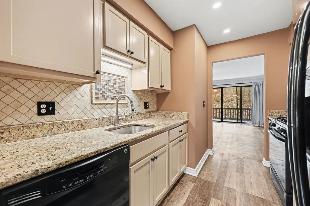 502 Stoneywood Drive Brighton City MI 48116