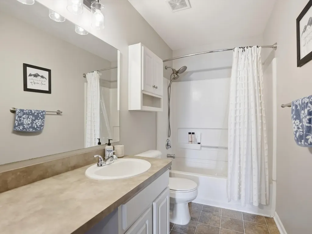 1870 Savannah Lane Superior Charter Township MI 48198