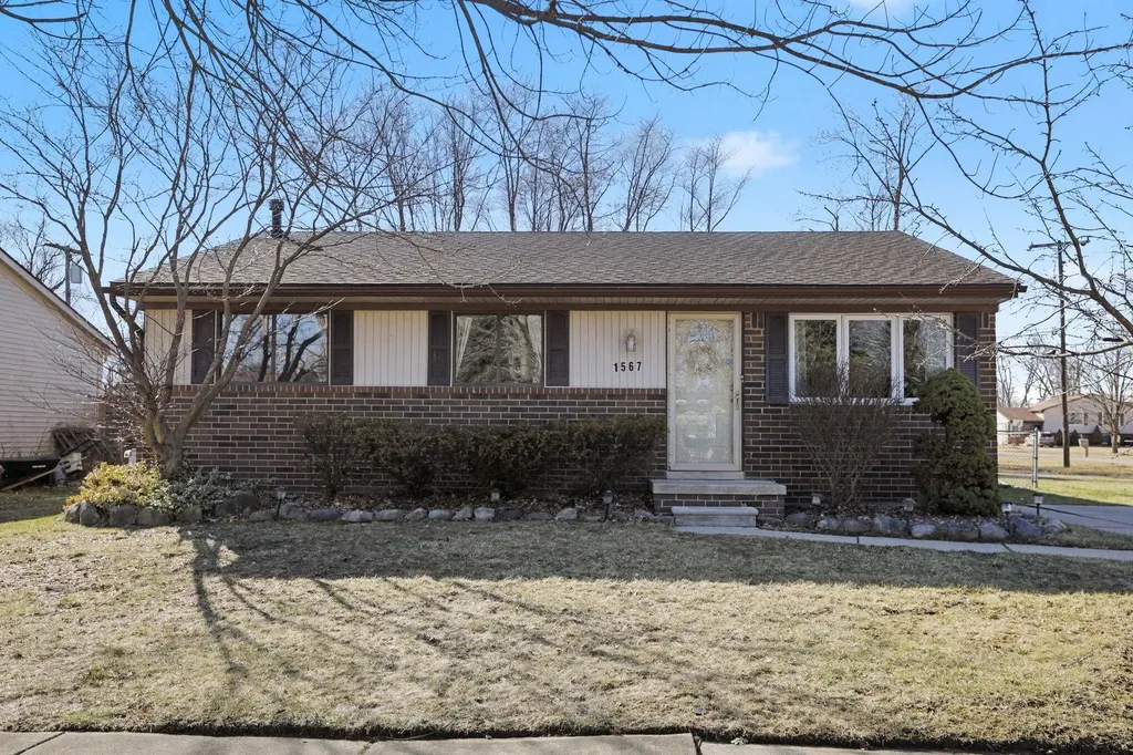 1567 Marlowe Street Canton Charter Township MI 48187