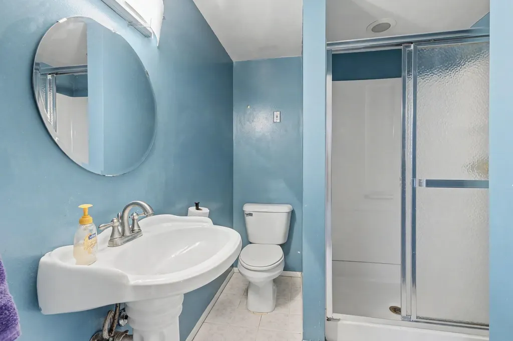 1567 Marlowe Street Canton Charter Township MI 48187