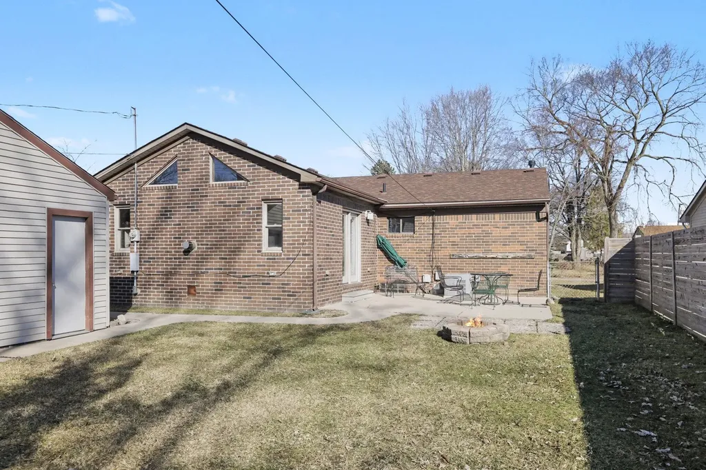 1567 Marlowe Street Canton Charter Township MI 48187