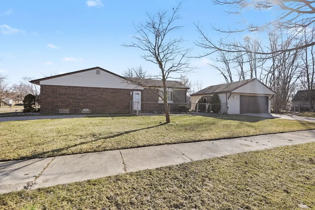 1567 Marlowe Street Canton Charter Township MI 48187